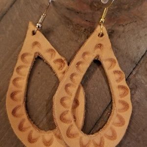 Leather ear rings